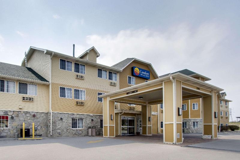 Comfort Inn & Suites Bellevue - Omaha Offutt AFB image