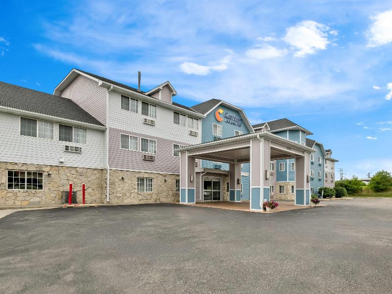 Comfort Inn & Suites Bellevue - Omaha Offutt AFB image