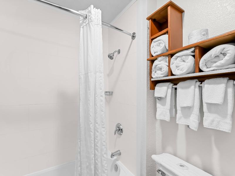 Comfort Inn & Suites Bellevue - Omaha Offutt AFB image