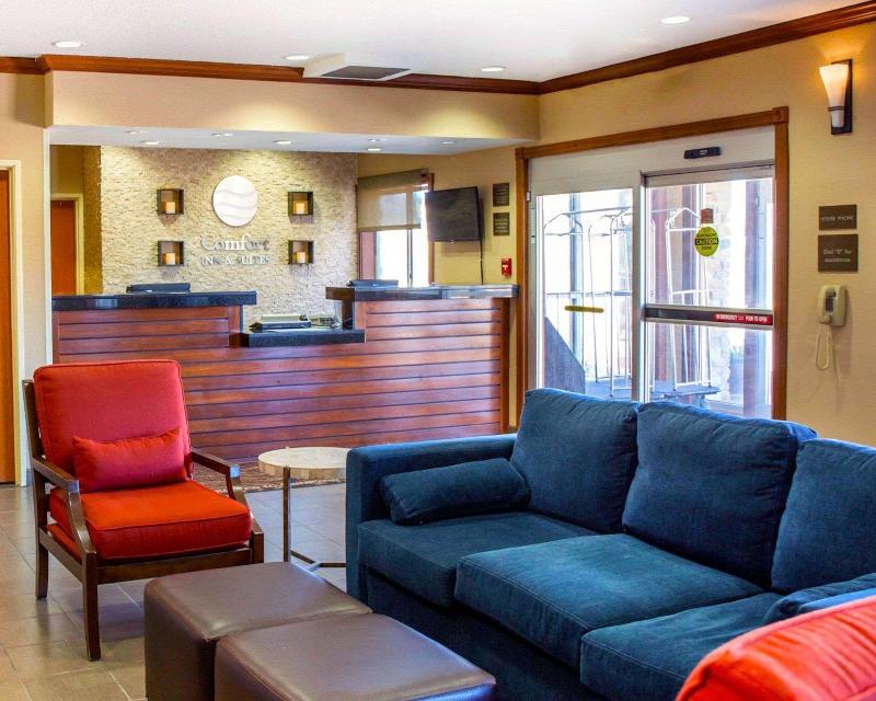 ComfortInnSuites Coralville Iowa City RiverLanding image