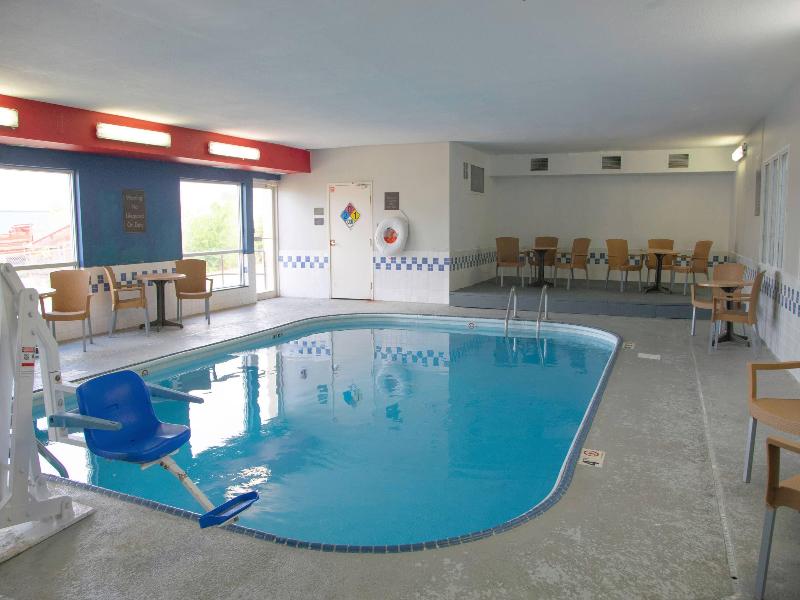 ComfortInnSuites Coralville Iowa City RiverLanding image