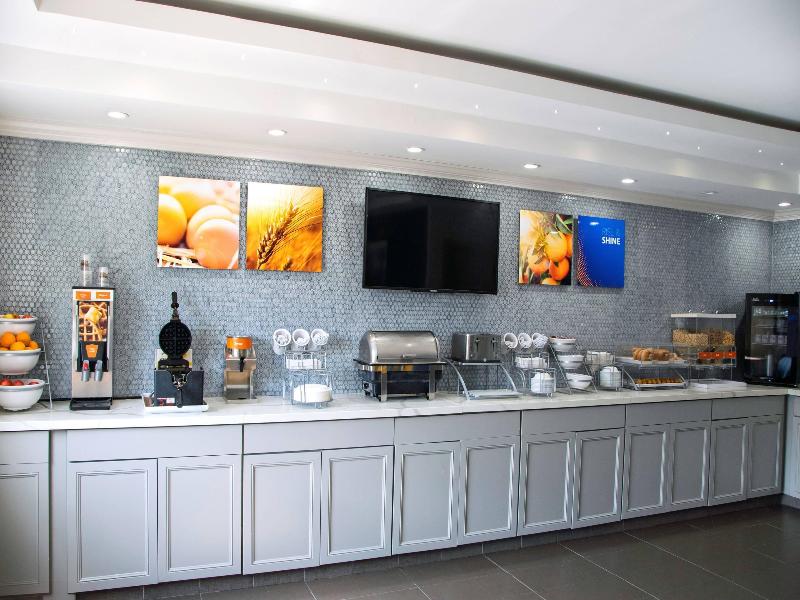 ComfortInnSuites Coralville Iowa City RiverLanding image