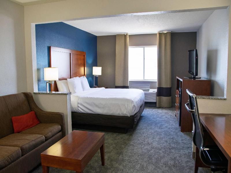 ComfortInnSuites Coralville Iowa City RiverLanding image