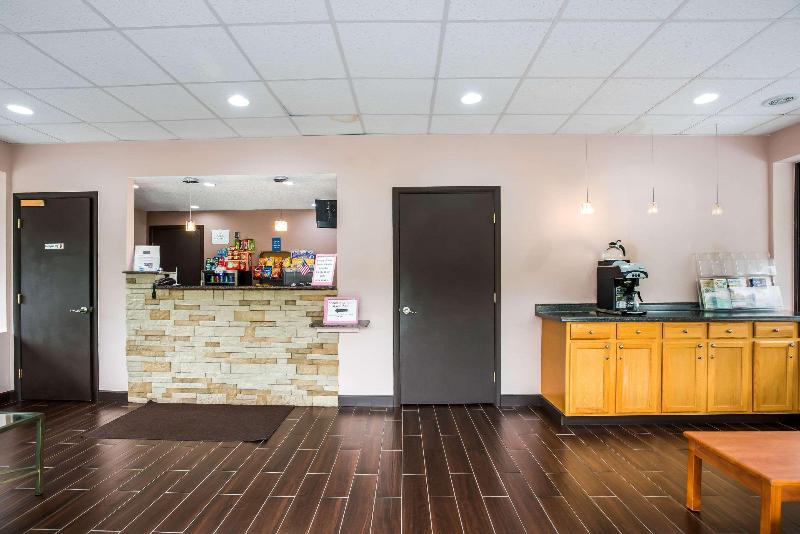 Rodeway Inn Williamstown image
