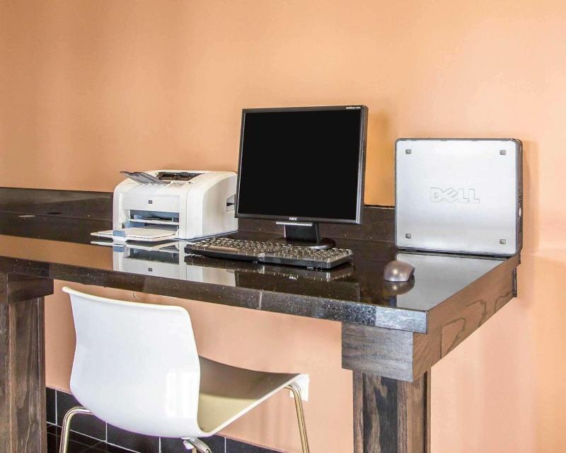 Quality Inn Wapakoneta image