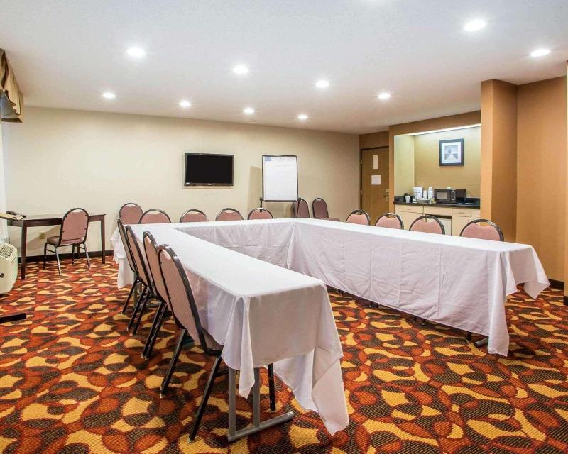 Quality Inn Wapakoneta image