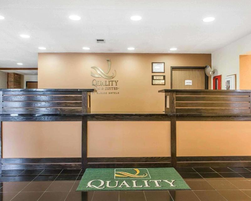 Quality Inn Wapakoneta image