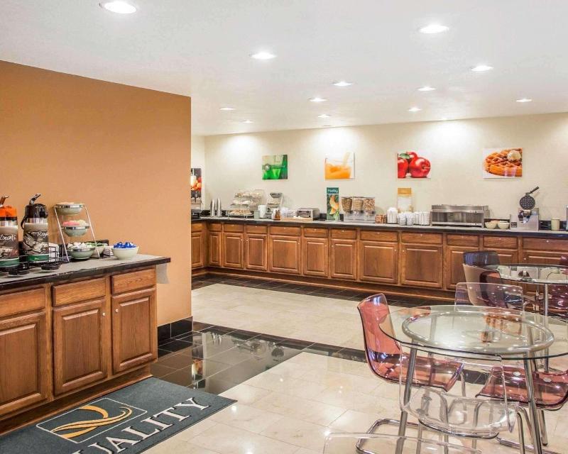 Quality Inn Wapakoneta image
