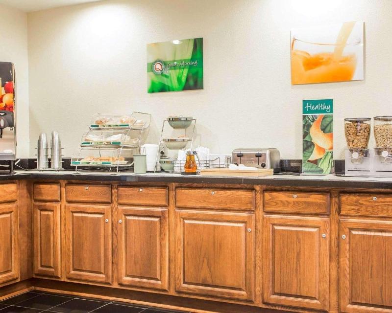 Quality Inn Wapakoneta image