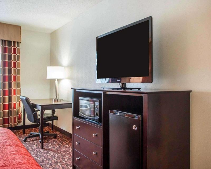 Quality Inn Wapakoneta image