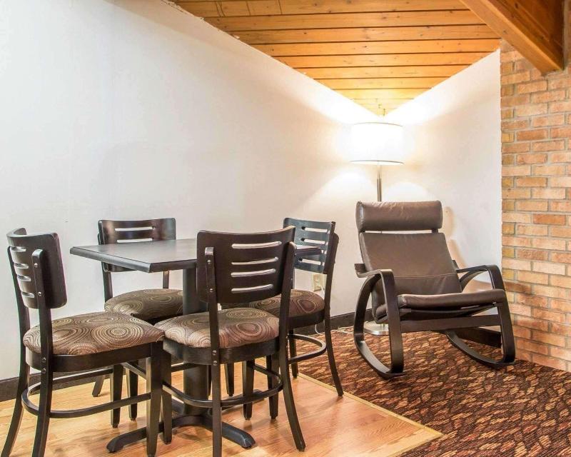 Quality Inn Wapakoneta image