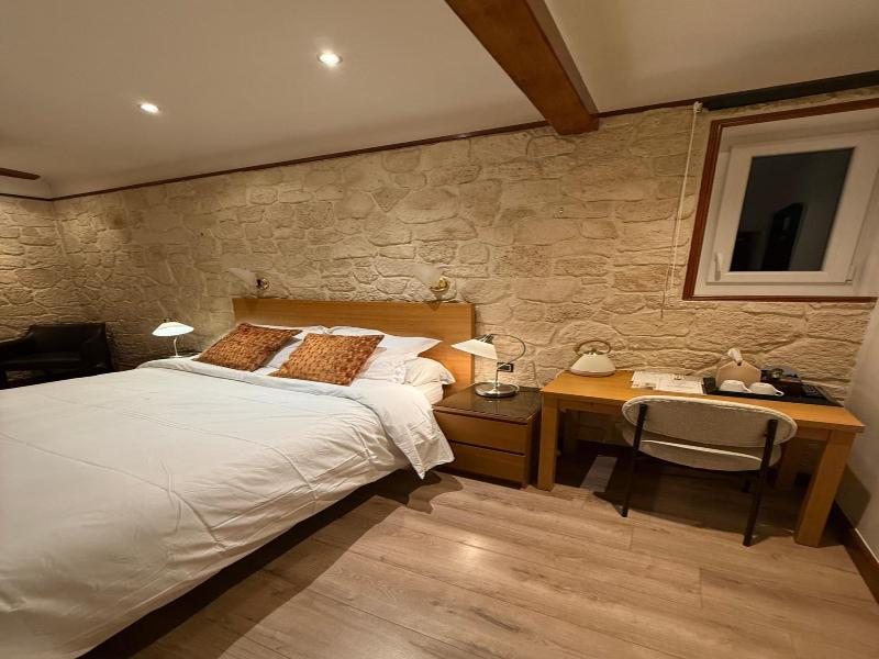 Hotel Ombremont image