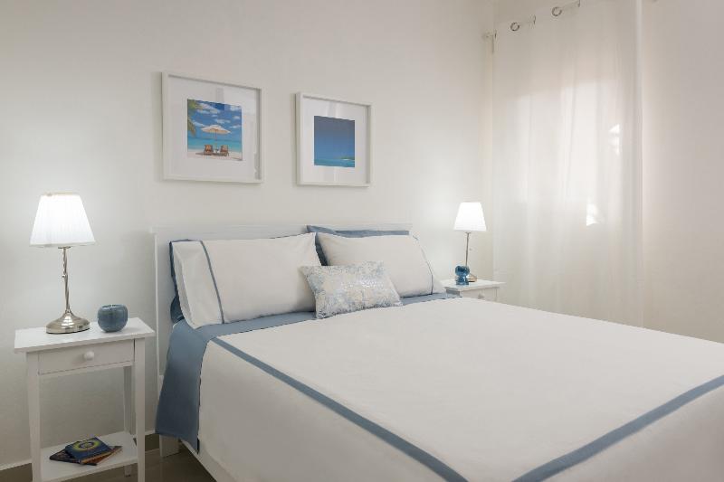 Los Flamencos Aparthotel photo 14