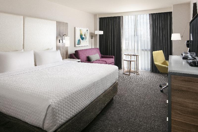 Crowne Plaza Dallas Market Ctr - Love Field image