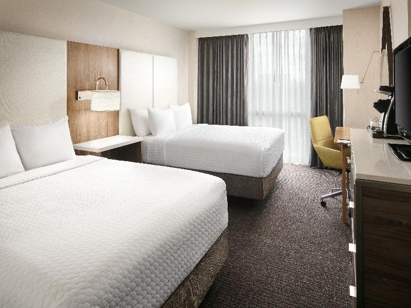Crowne Plaza Dallas Market Ctr - Love Field image