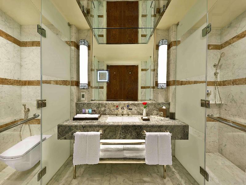 Conrad Makkah image