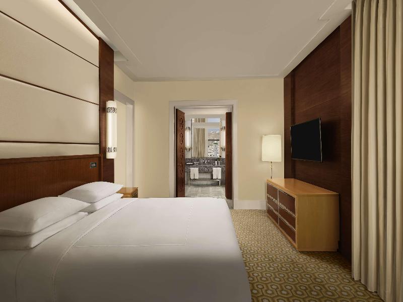 Conrad Makkah image