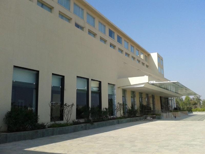 Courtyard Bilaspur image