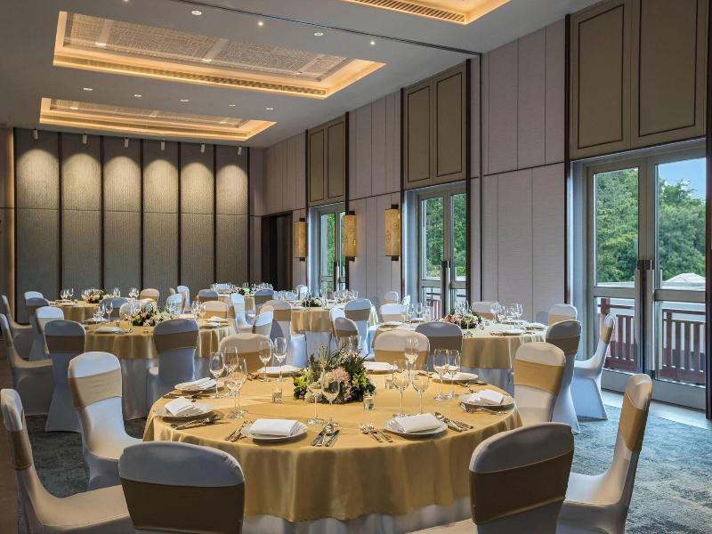 Phuket Marriott Resort and Spa, Nai Yang Beach image