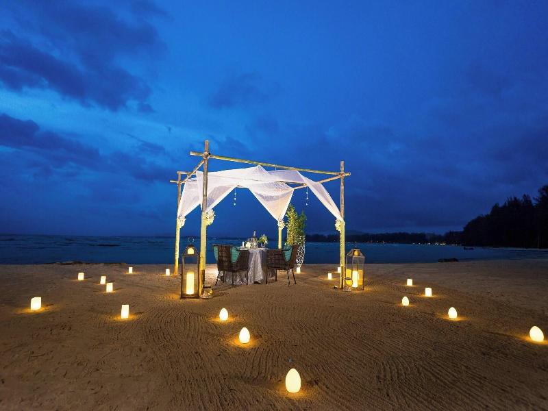 Phuket Marriott Resort and Spa, Nai Yang Beach image