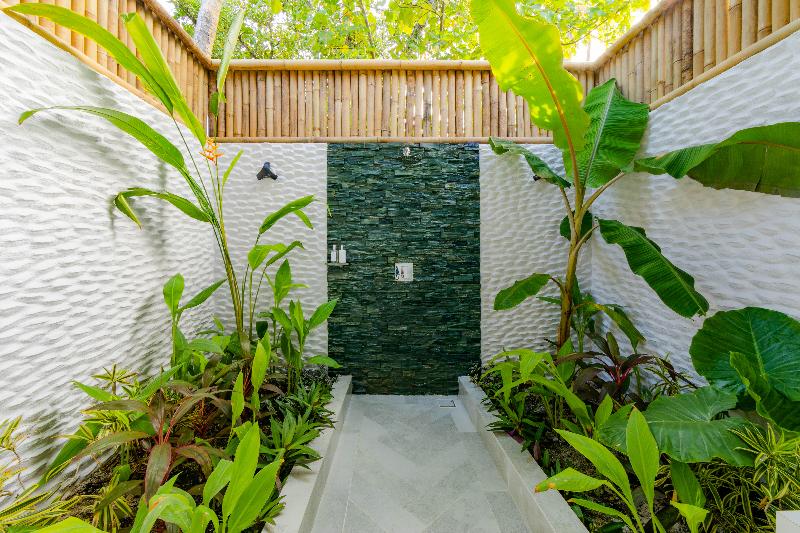 Malahini Kuda Bandos image