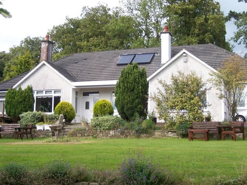Launard House image