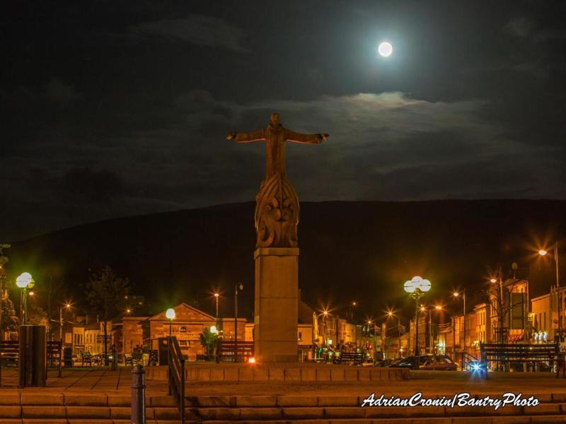 Doire Liath image