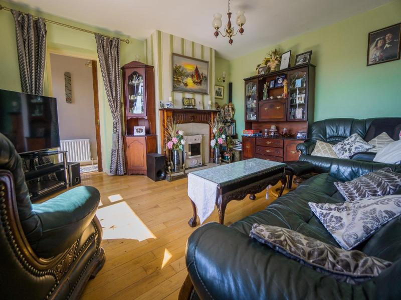 Castle View House image