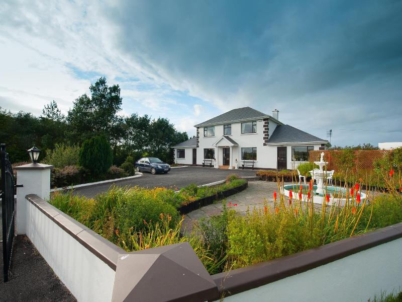 Castle View House image