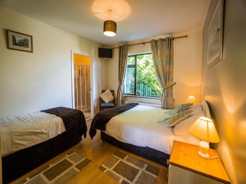 Castle View House image