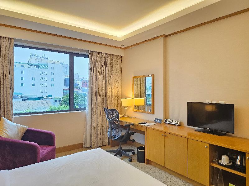 Hilton Garden Inn Hanoi image