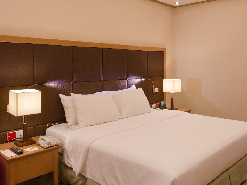 Hilton Garden Inn Hanoi image