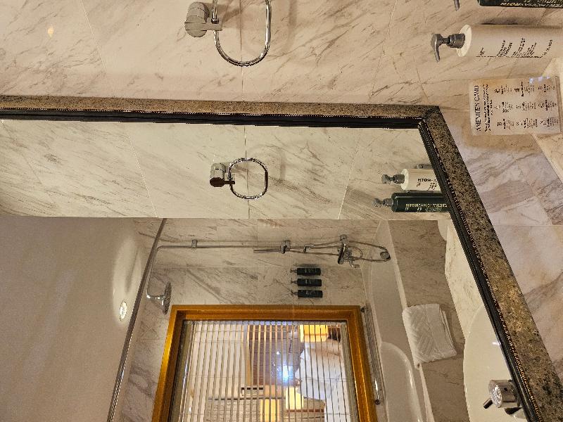 Hilton Garden Inn Hanoi image