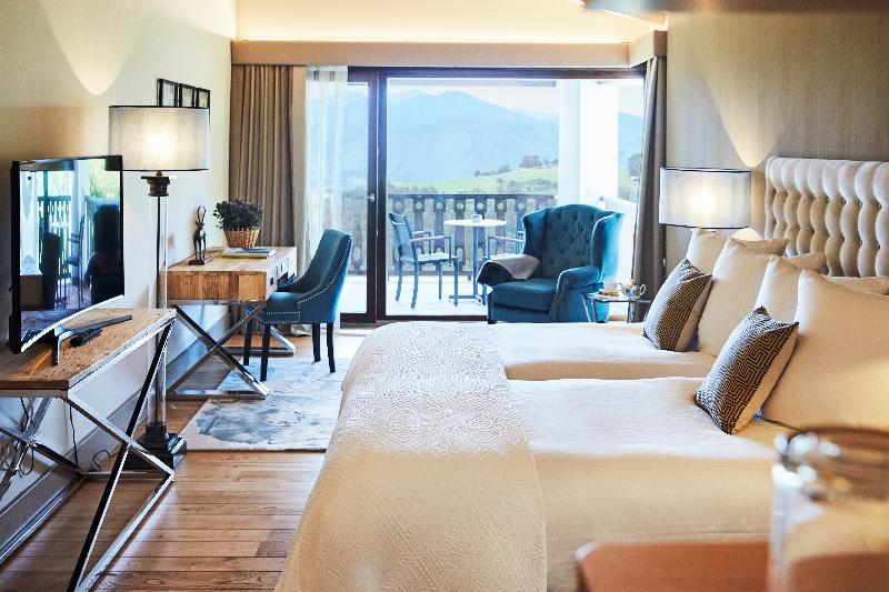 Puebloastur Eco Resort Wellness & Spa image