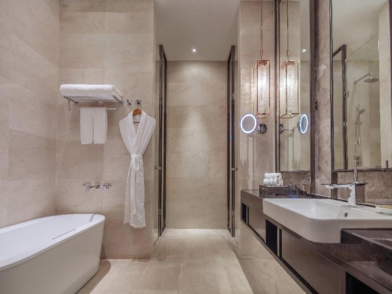 Hilton Haikou image
