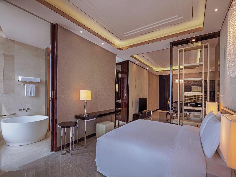 Hilton Haikou image