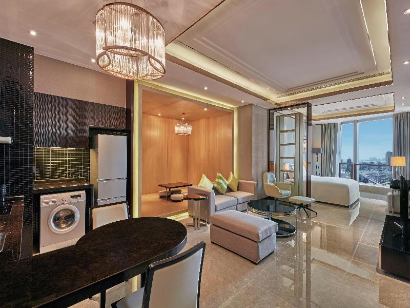 Hilton Haikou image