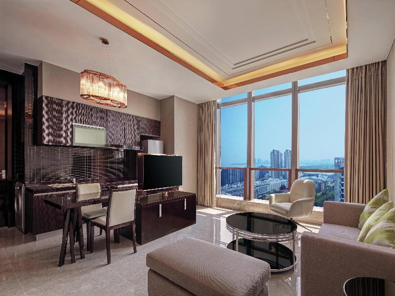 Hilton Haikou image