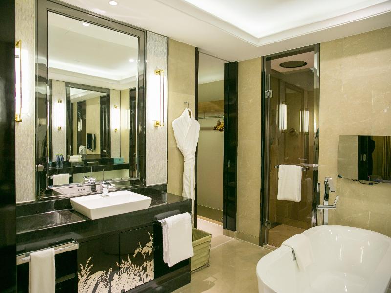 Hilton Haikou image