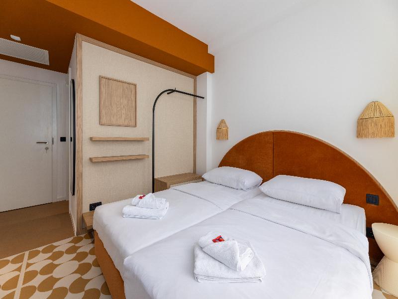 Hostel Sol image