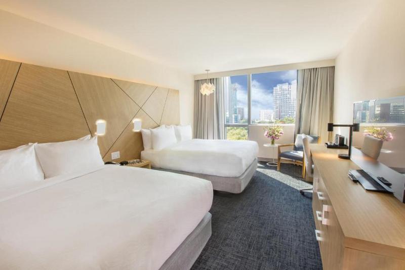 Novotel Miami Brickell image