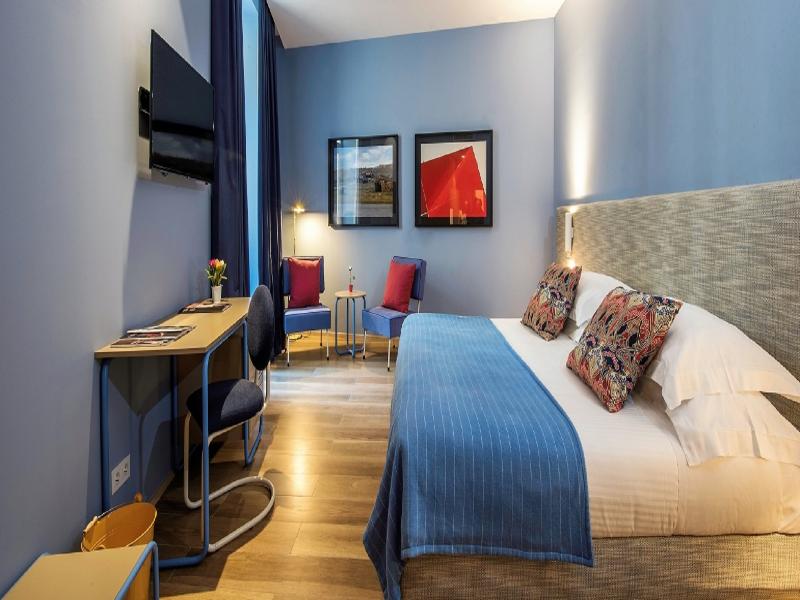 room detail thumbnail 0