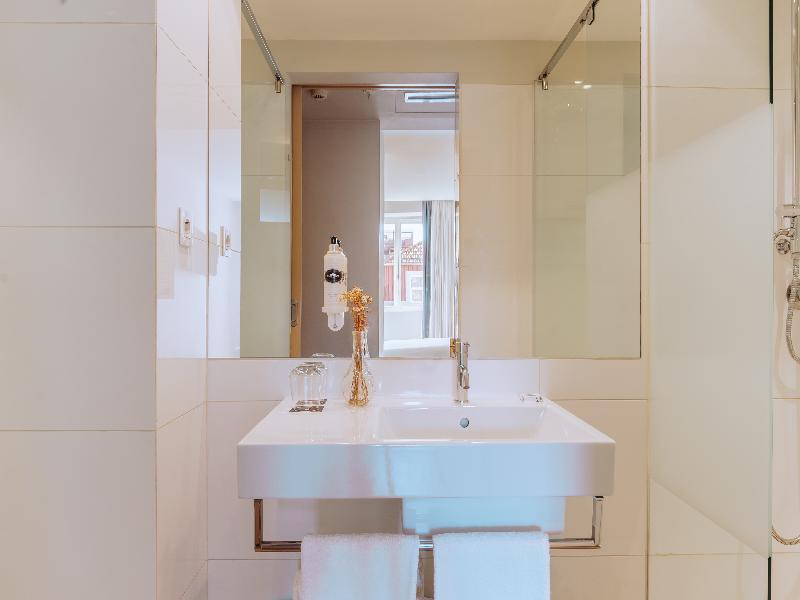 The Editory House Ribeira Hotel image