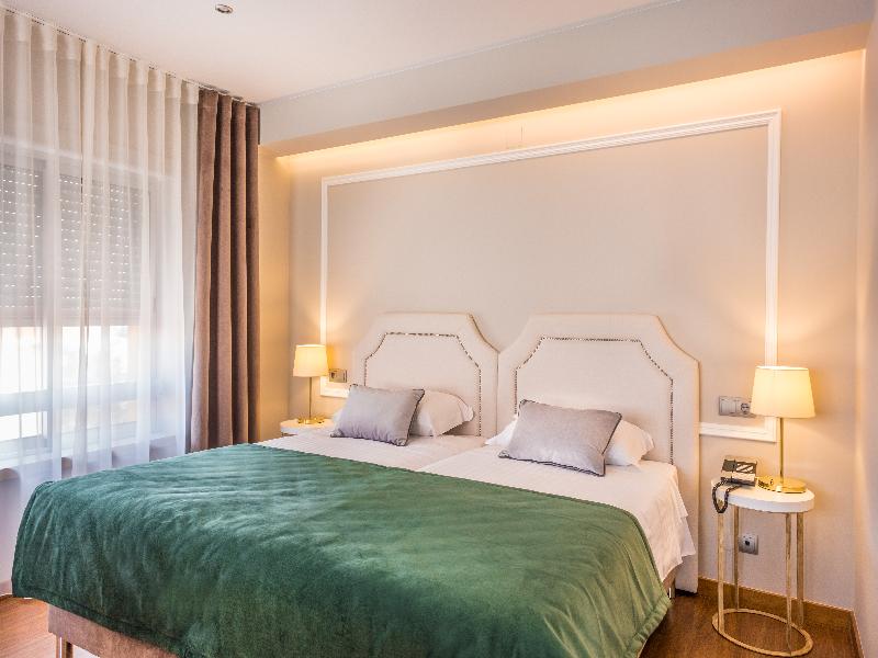 Imperhotel by Umbral image