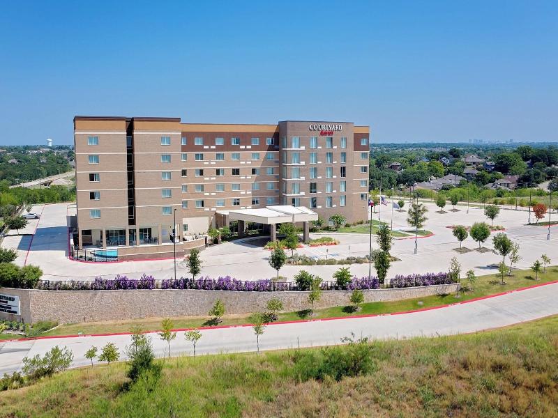 Courtyard by Marriott Dallas Carrollton image