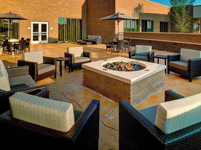 Courtyard by Marriott Dallas Carrollton image