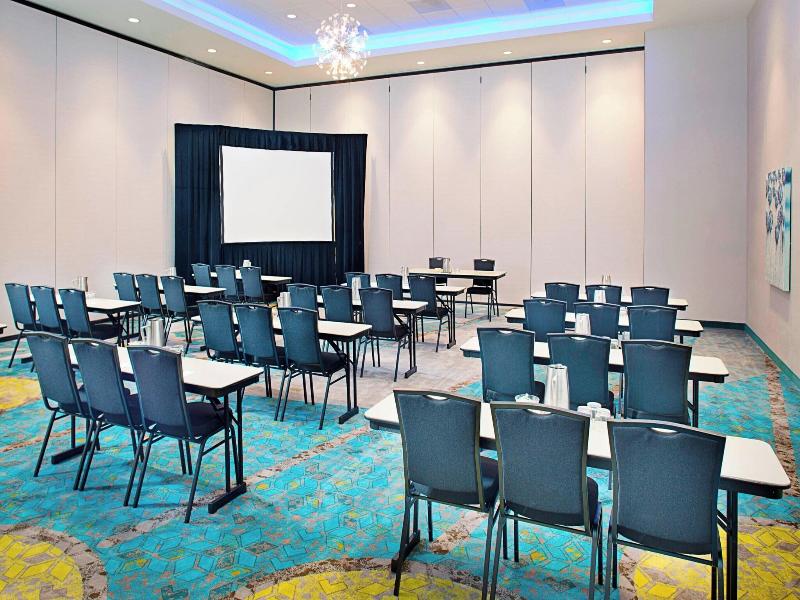Courtyard by Marriott Dallas Carrollton image