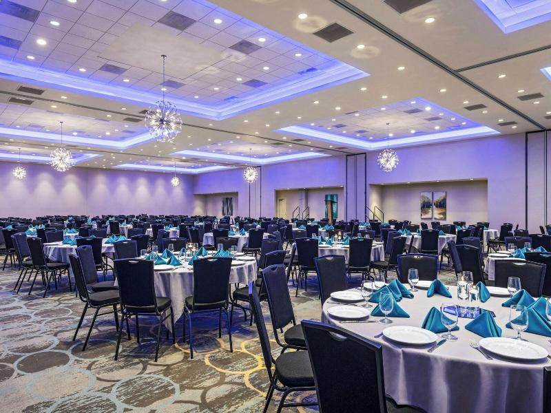 Courtyard by Marriott Dallas Carrollton image