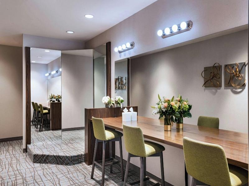 Courtyard by Marriott Dallas Carrollton image