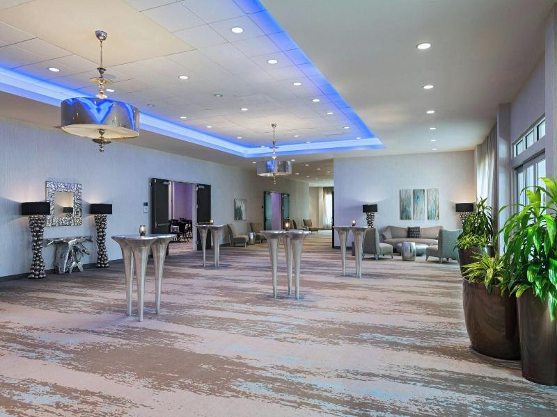 Courtyard by Marriott Dallas Carrollton image